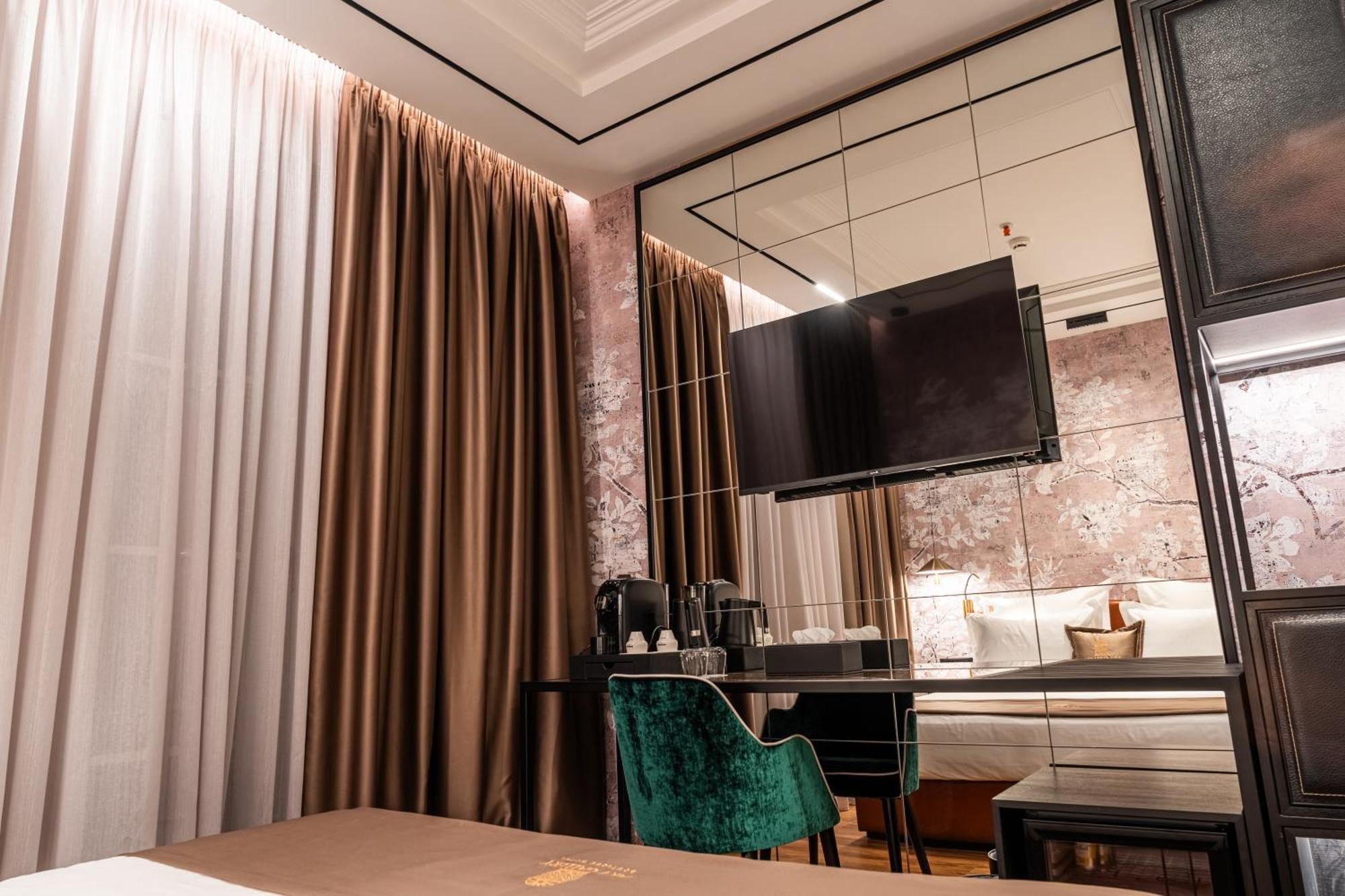 Art Gallery Boutique 4* Durrës